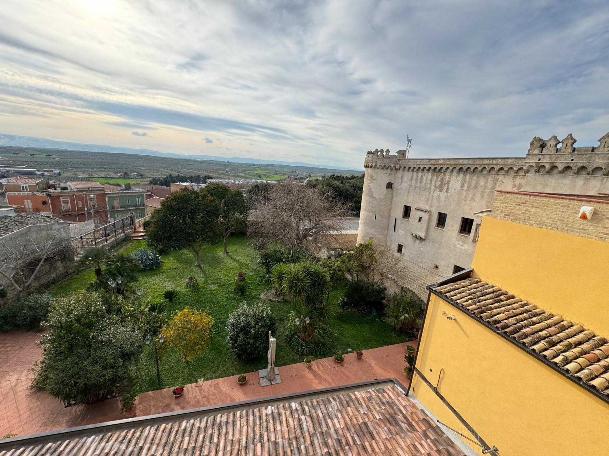 B&B Palazzo Croghan Torre Maggiore Eksteriør billede