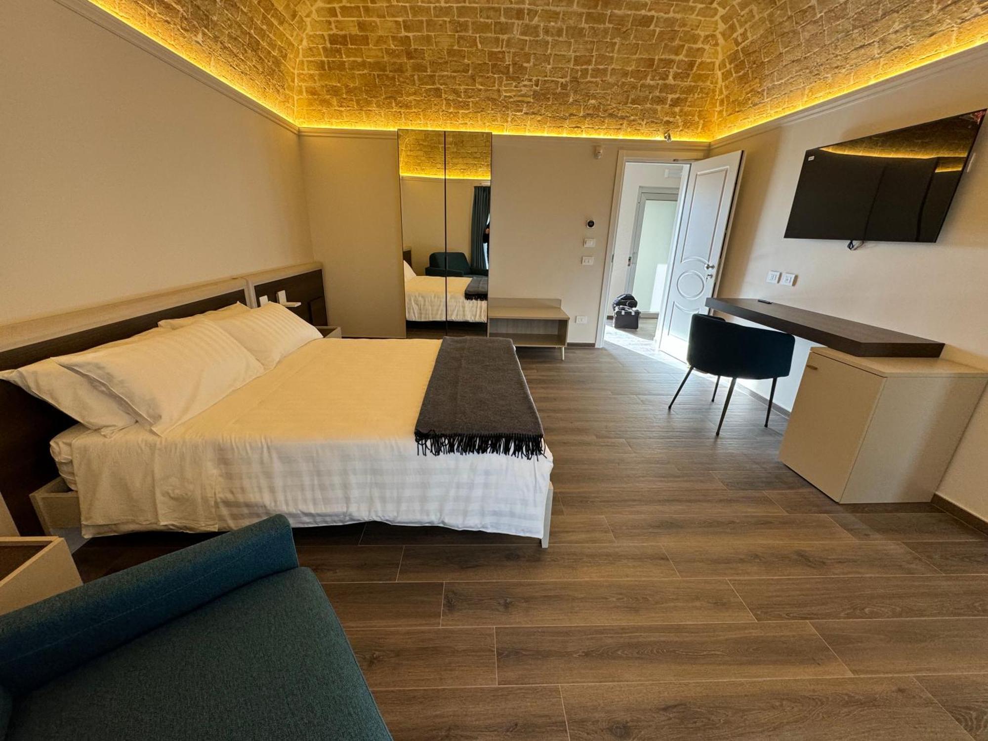 B&B Palazzo Croghan Torre Maggiore Eksteriør billede